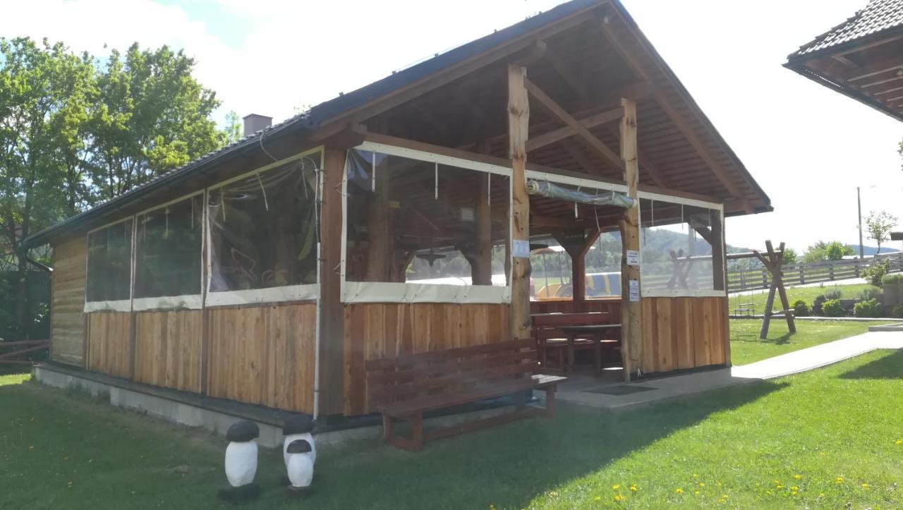 Rekreačné zariadenie Chmelisko Pruzina Esterno foto